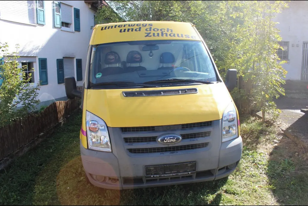 Ford Transit obytný vůz, r. v. 2011, camper